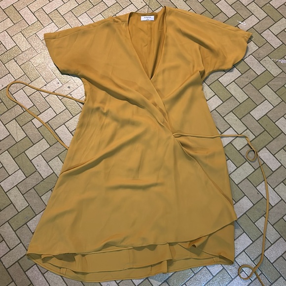 BABATON WALLACE WRAP DRESS. Medium - Picture 11 of 12
